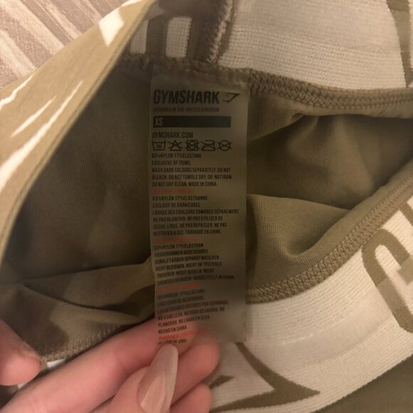 Gymshark Women's Green Seamless CROP Workout Legging Logo Waist Band Size XS - Picture 7 of 7